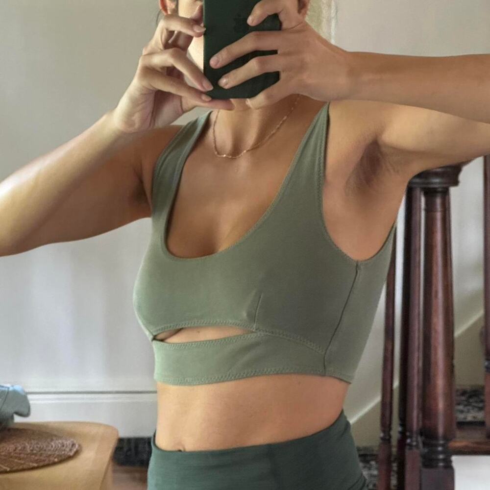 Aritzia Wilfred Crop Top (XS) in Vintage Green